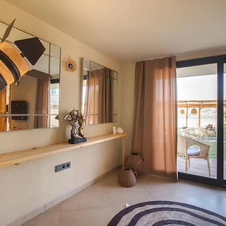 Unique Boutique Hotel For Chill/Out Getaway 호스텔 Bogazici